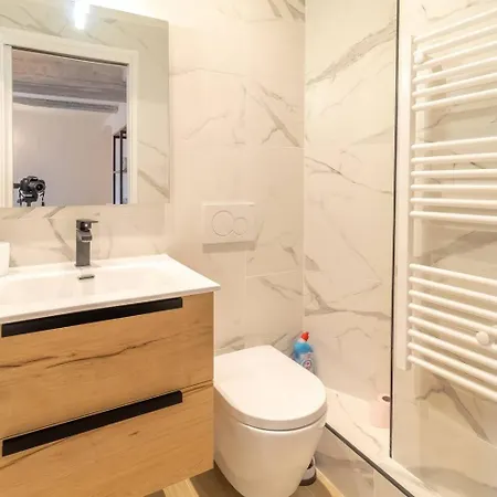 Modern In The Heart Of Old Holiday home Menton